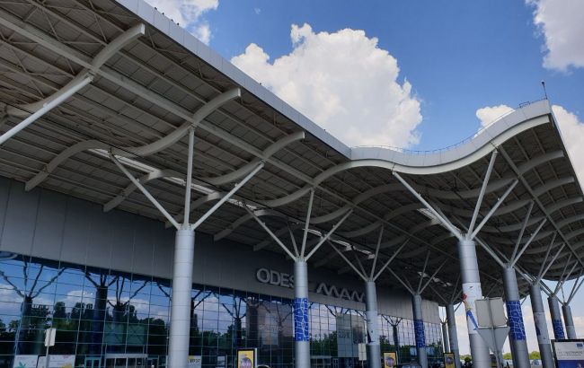 В Одесі евакуювали аеропорт через повідомлення про мінування