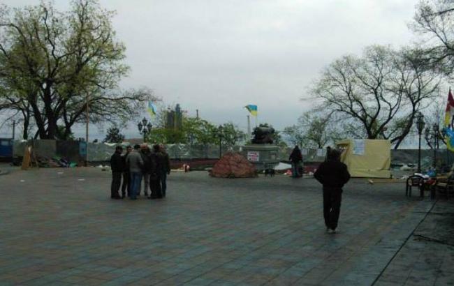 В Одесі невідомі напали на учасників акції за відставку мера