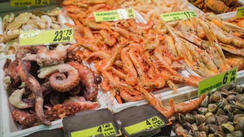 Ці морепродукти визнано найгіршими: їх треба уникати за будь-яку ціну!