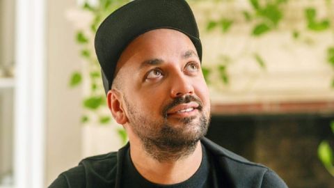 Известный режиссер раскритиковал шоу Тины Кароль: певица в ответ назвала его "уродом"