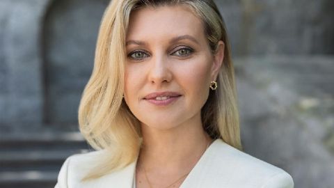 Взять на заметку: Елена Зеленская показала лаконичный образ, который легко повторить