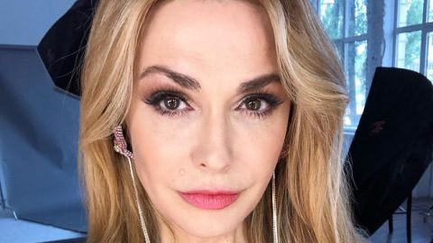 "Как сестры": Ольга Сумская зачаровала сеть фото с красавицей дочерью