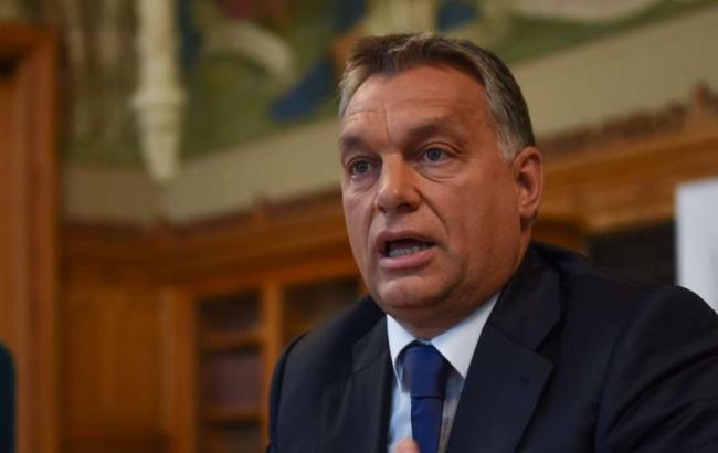Венгрия будет высылать беженцев обратно, - Орбан