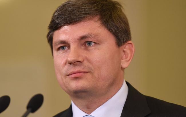 У Порошенко просят нардепов прежде всего рассмотреть законопроекты о сотрудничестве с МВФ