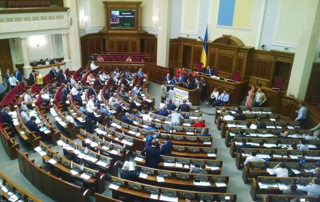 ВР отправила на доработку закон о помощи семьям погибших военных в 913,5 тыс. гривен