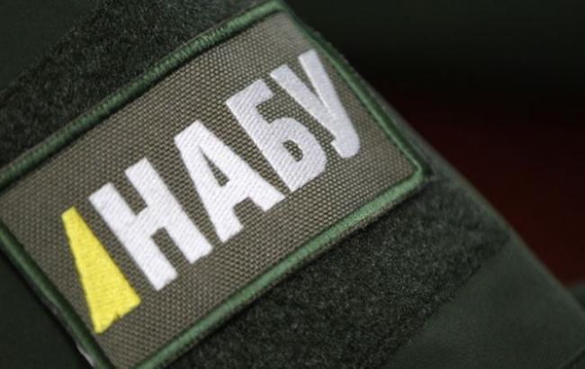 НАБУ направило в суд дело киевских налоговиков, подозреваемых в вымогательстве