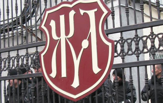 Бойко захопив ЖЛ в 2010 році, користуючись зв'язками з Портновим, - співзасновники компанії-власника