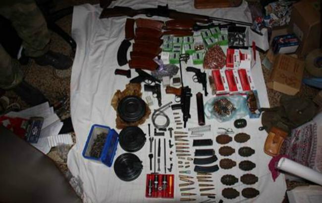 У Миколаєві затримано групу торговців зброєю із зони АТО, - СБУ