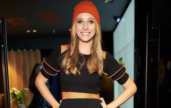 Леди в красном: стильная Катя Осадчая показала, как провела время в Амстердаме