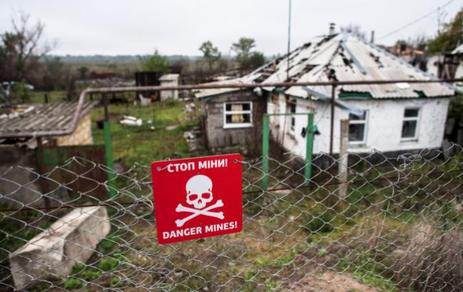 СММ ОБСЕ продолжает фиксировать противотанковые мины на Донбассе, - Хуг