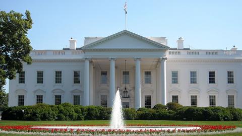 Белый дом исключает срыв саммита Трампа и Путина после новых обвинений в адрес РФ