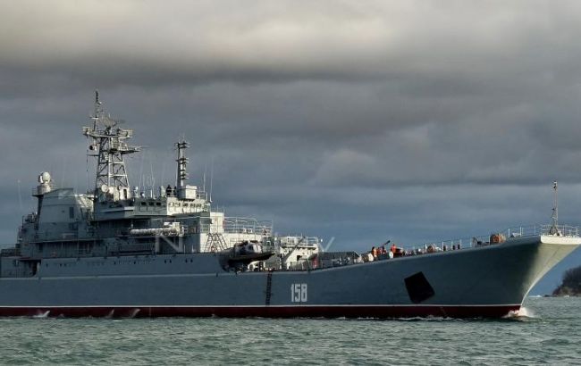 Росія направила ще один великий десантний корабель в Сирію