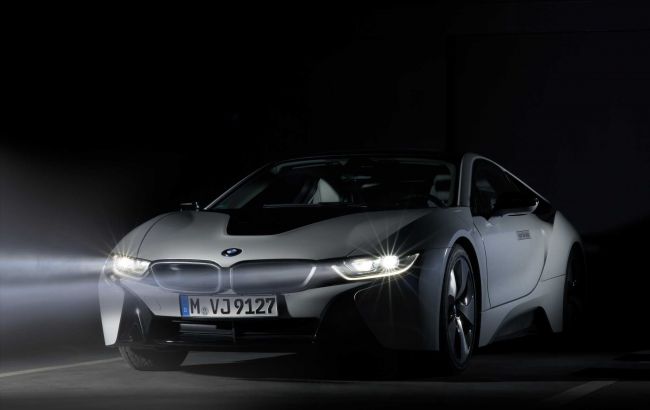 Лазеры, ксенон, диоды: какие автомобильные фары лучше светят и почему