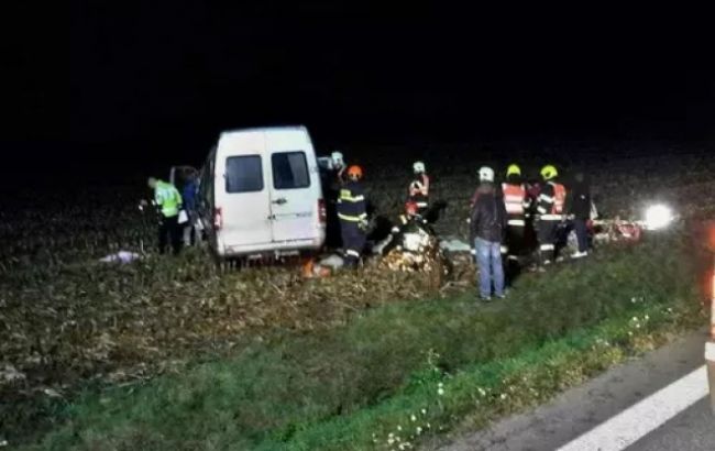 У Чехії в ДТП постраждали десять українців