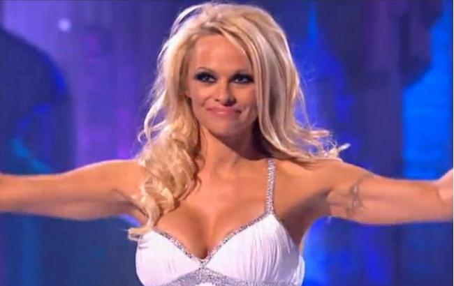 Памела Андерсон сказала, в чому винні жертви Вайнштейна