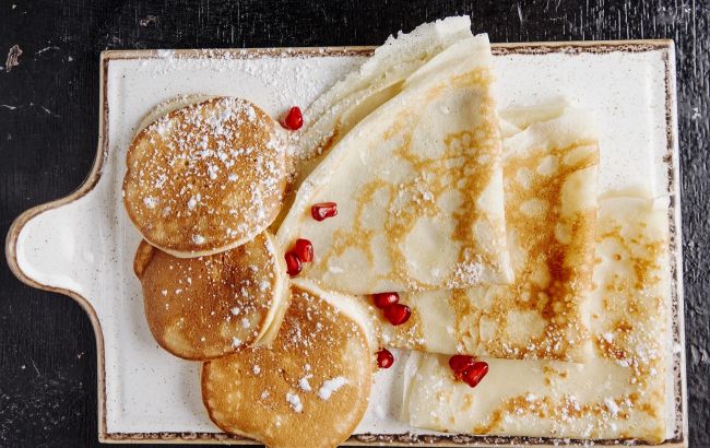 Млинці чи грінки? Яка з цих двох популярних страв не зіпсує фігуру