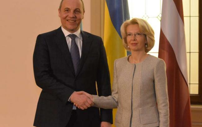 Латвія підтримує родовження санкцій проти Росії