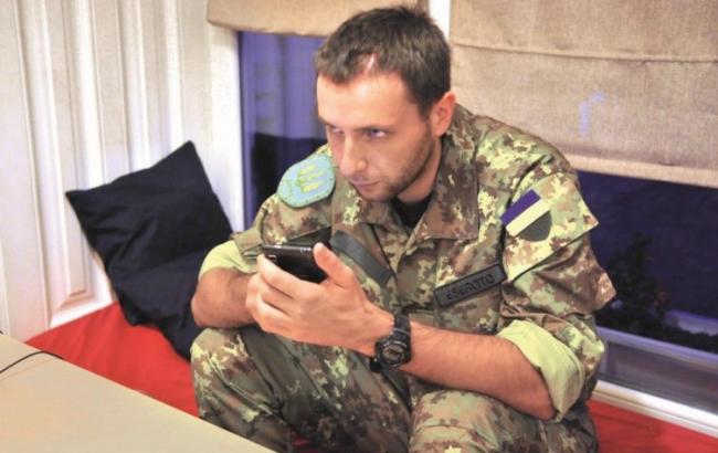 Порошенко в ВР: во время выступления Президента нардепы пытались повесить плакат о Roshen в Липецке