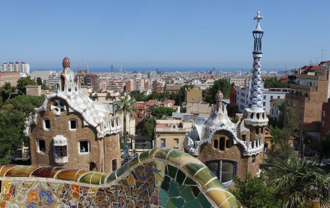 Десятки евро в неделю. В популярном городе Испании повысят налог для туристов