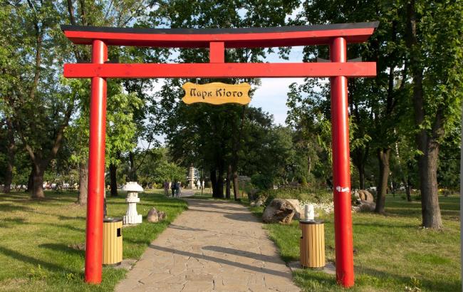 В Киеве появятся еще два сквера на левом берегу