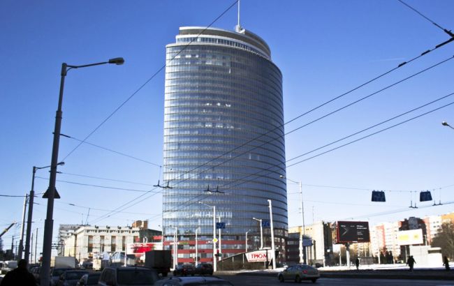 У Києві в одному з бізнес-центрів проходять обшуки