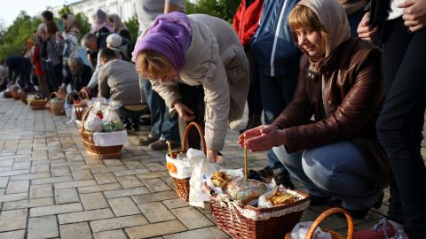 Великодній кошик суттєво подорожчав: скільки коштують продукти в регіонах