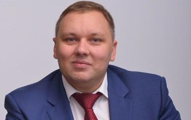 Суд відклав засідання у справі Пасішника через неявку Абромавичуса