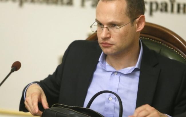 Для выплат зарплат нардепам с 1 января нет правовых оснований, - Пинзеник