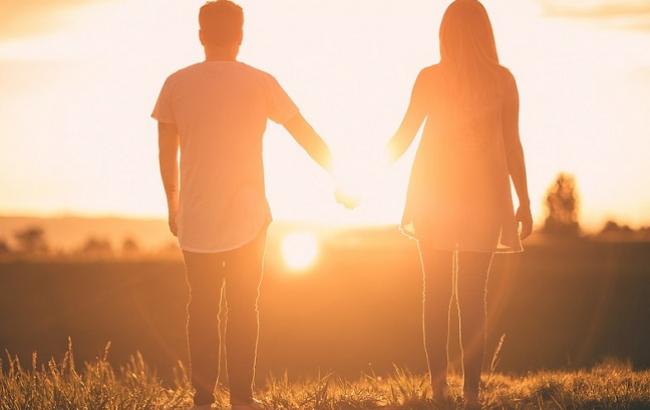 Что предсказывают звезды на 25 мая: гороскоп на сегодня