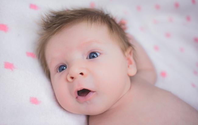 Народився хлопчик, який вже вміє говорити: лікарі не можуть розгадати цей феномен