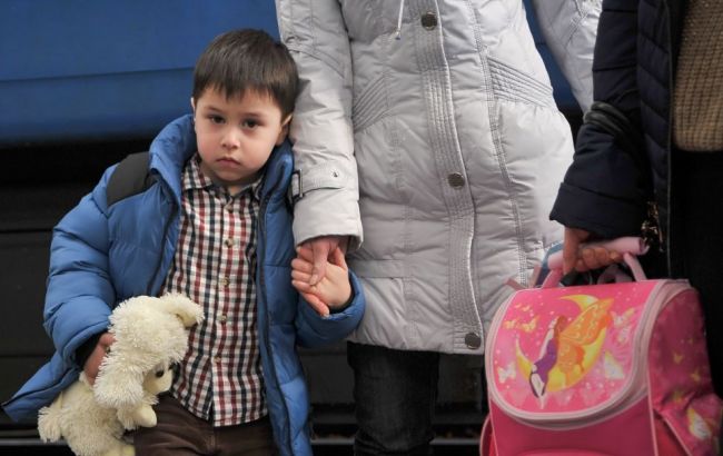 Украинская власть приняла 55,5% заявлений на перемещение из зоны оккупации, - ОБСЕ