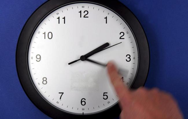 Україна перейде на літній час у ніч на 29 березня