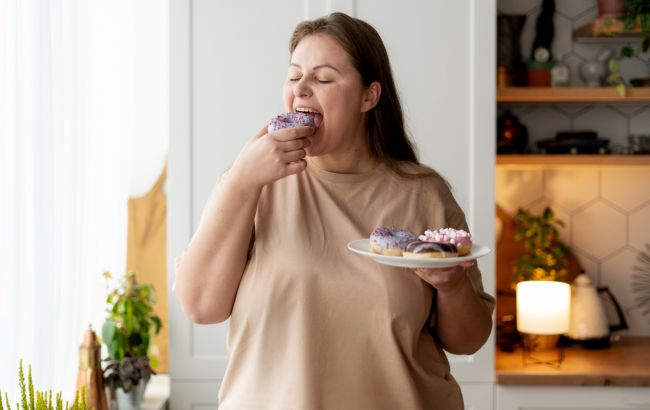 Не только поправитесь. Вот что произойдет, если есть много сахара