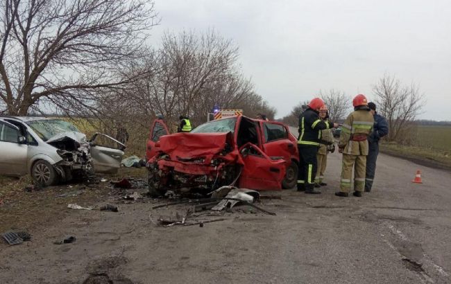 У Миколаївській області зіткнулися два авто, є загиблі та постраждалі