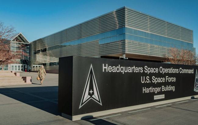 США стежитимуть за швидкісними цілями з космосу: від кого загроза та до чого Україна