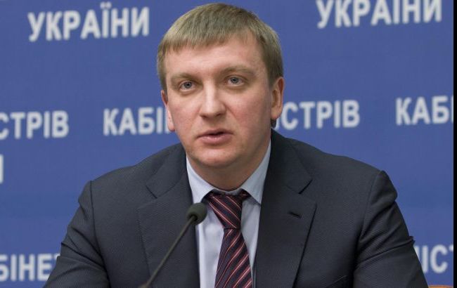 Законопроекти щодо реформування системи виконання судових рішень будуть прийняті в жовтні, - Петренко