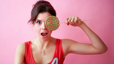 Дієтолог розповіла, як без праці скоротити кількість солодкого в раціоні