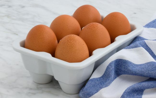 Дольше будут свежими: как хранить яйца "по-американски"