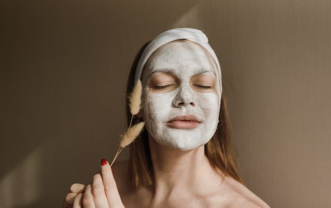 Як вибрати відповідну маску для обличчя: гід від косметолога