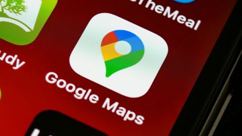 Почему водители выбирают Google Maps, а не Waze: 5 веских причин