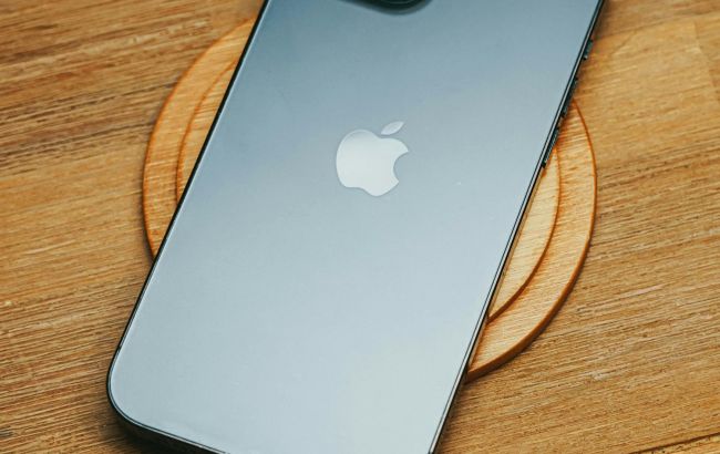 Як продовжити заряд iPhone без налаштувань і додатків: спрацює одна проста дія