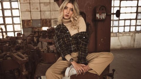 Широкі штани: як вибрати і з чим носити