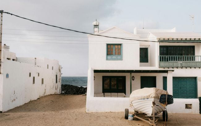 Популярний курорт Лансароте накрила раптова повінь: оголошено надзвичайний стан