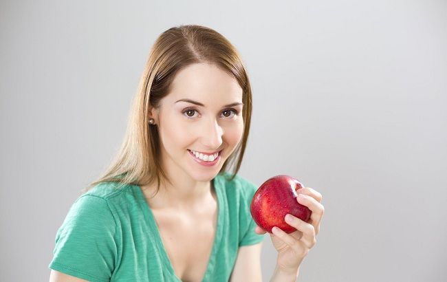 Як правильно вживати фрукти для схуднення: дієтолог дала важливі поради
