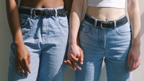 Слоучи, колор блок і варенки: які джинси купувати на літо 2021