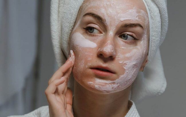 Зараження та інфекції: косметолог розповіла всю правду про чистку обличчя