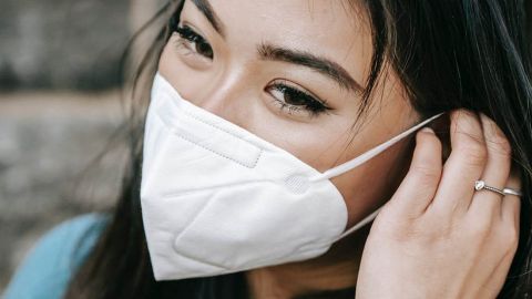 Эффективный способ: врач рассказал, как восстановить обоняние после коронавируса