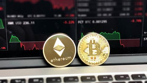 Курс біткоіна перевищив 8,5 тисяч доларів за монету