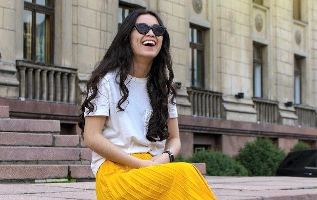 Стиліст назвала 10 речей, які не вийдуть з моди