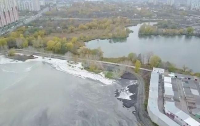 С высоты птичьего полета: в сети показали загрязнение Киева Дарницкой ТЭЦ